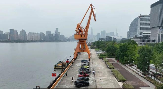 米乐M6 米乐全力打造上海“设计之都”核心功能区丨2023首届杨浦国际设计节精彩开幕(图12)