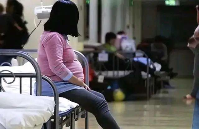 米乐 M6米乐台湾夫妇生下黑皮肤婴儿2小时就夭折几天后两口子也离奇去世(图2)