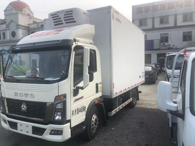 米乐M6 米乐重汽豪沃统帅30冷藏报价-配置-图片(图1)
