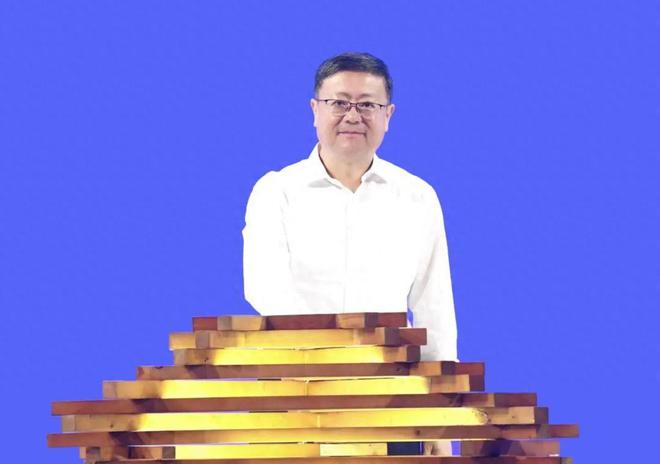 开启“米乐 M6米乐设计之都”的艺术装置由河南觅庭建筑科技搭建(图1)