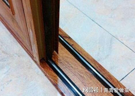 厨房还在用推拉门吗？入住后才知米乐 M6米乐道太不实用了这样设计更明智(图2)