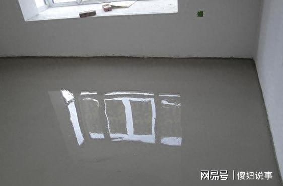 越来越多人家里不铺瓷砖了如今都流行这样设计米乐 M6米乐美观实用还省钱(图3)