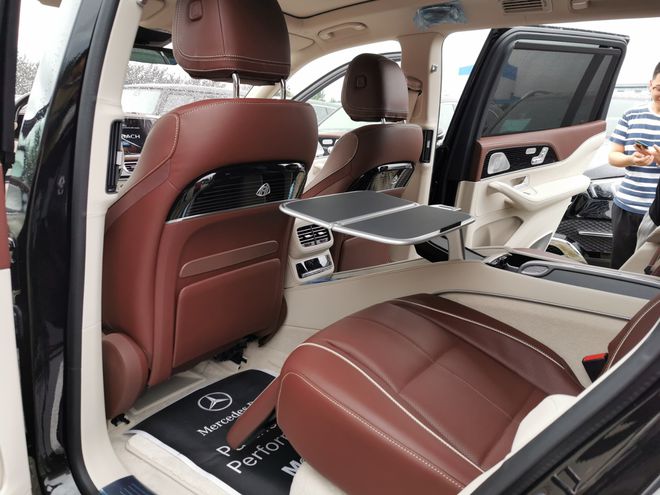 迈巴赫GLS600顶级四座豪华商务座舱米乐 M6米乐(图9)