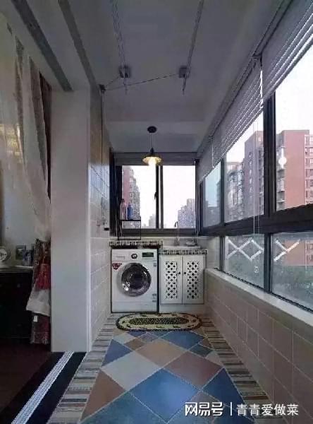 小户型阳台面积并不大但只要设计好一样实用又美观米乐M6 米乐(图3)