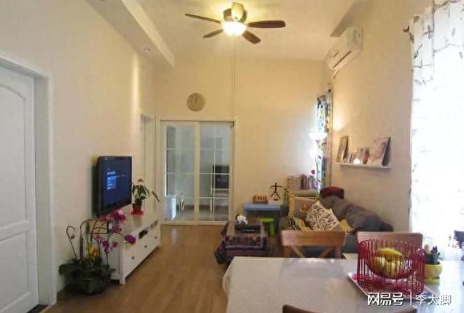 93平现代宜家风三居室紧米乐M6 米乐凑实用的居家设计(图6)