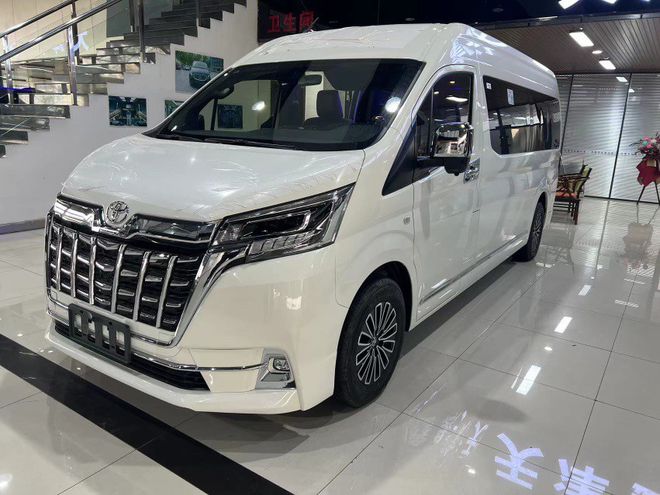 米乐M6 米乐进口丰田海狮升级豪华商务现车40余万起(图1)