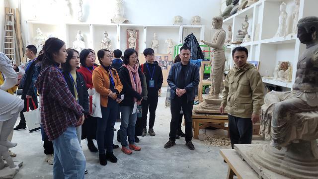 米乐M6 米乐“敦煌图案艺术创新设计人才培训”项目敦煌开班(图2)
