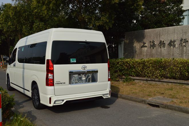 米乐 M6米乐上海丰田商务车海狮改装细节描写(图3)