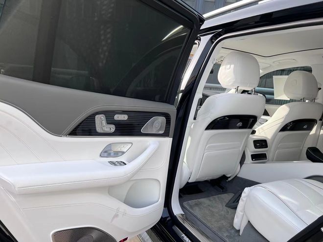 迈巴米乐 M6米乐赫GLS600商务四座天津现车优惠价(图5)