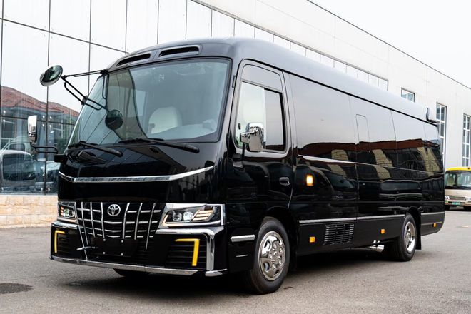 米乐M6 米乐考斯特17座商务车(图1)