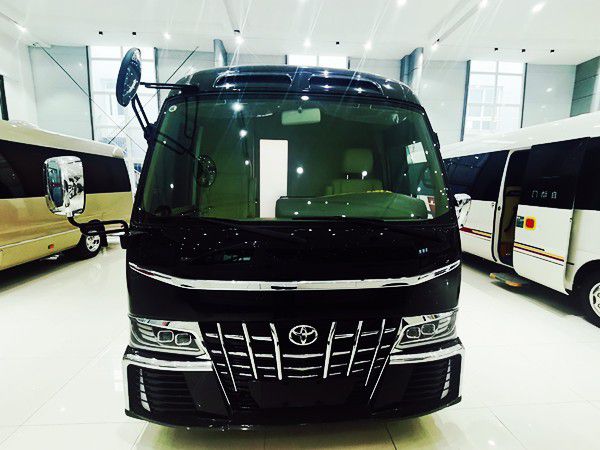 丰田考斯特商务车是什么配置多少钱米乐 M6米乐(图1)