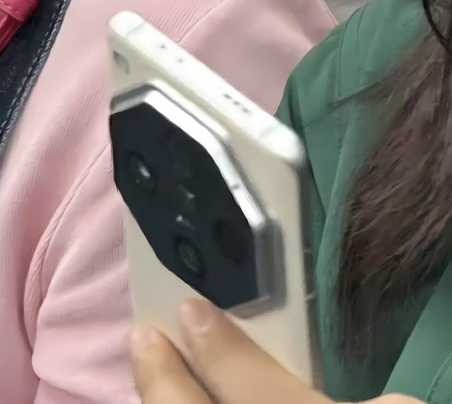 八卦阵设计黑厂Find X7渲染图曝光丨黑鲨回来了？新品发布会官宣(图2)