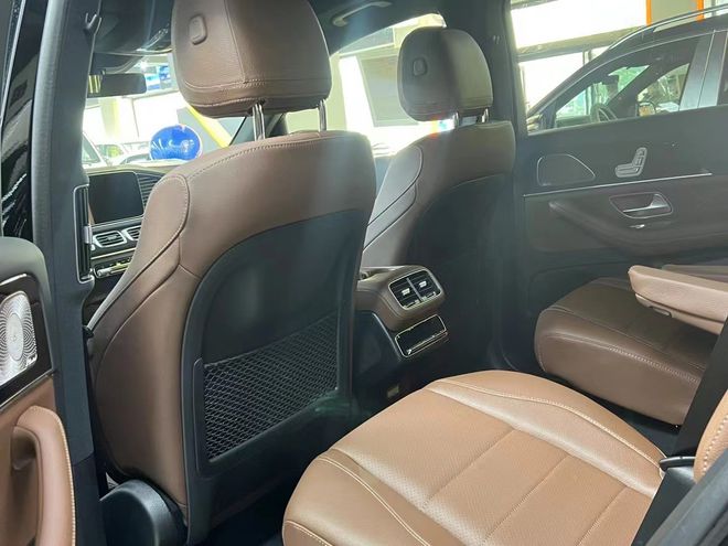 24款奔驰GLS450最新上市图片及报价(图3)