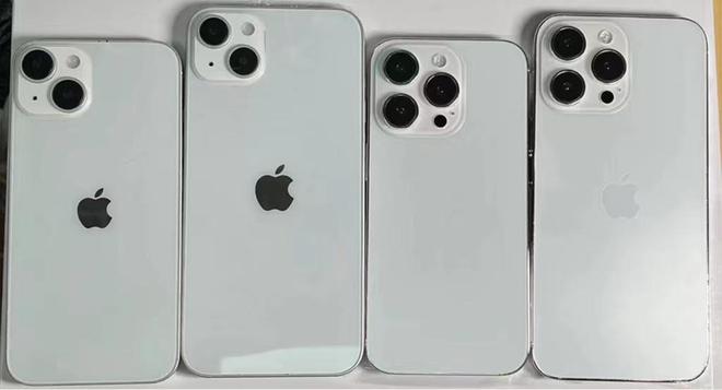 iPhone 14爆料图片出炉：外观设计变化不大 镜头尺寸更大(图1)