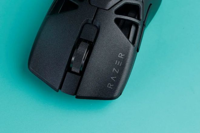 轻量化设计的标杆之作 雷蛇毒蝰迷你Signature Edition游戏鼠标(图5)