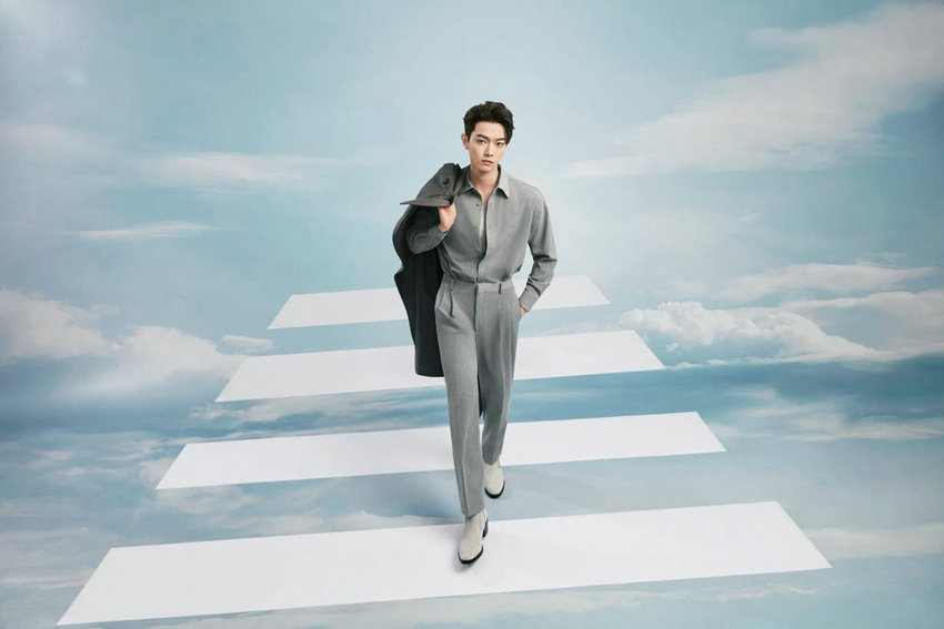 许凯出任利郎LESS IS MORE品牌代言人全新演绎青年商务男装(图1)
