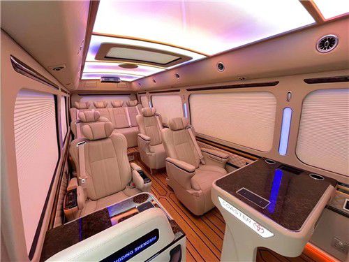 全新丰田考斯特10座 全隔断豪华商务车(图3)