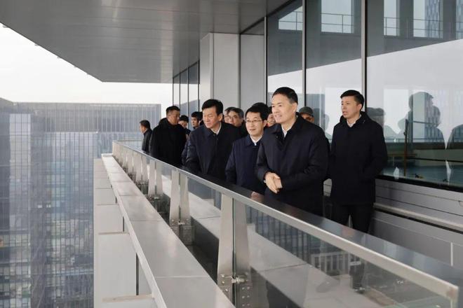 高标准打造中央商务区 加快提升集聚度辨识度(图1)