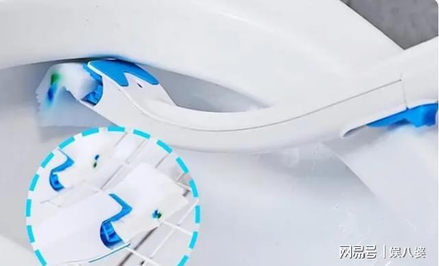 马桶上别挂毛巾架了！这样设计才“先进”实用又省空间！(图10)