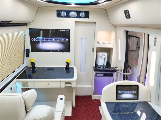 四川成都重庆丰田考斯特商务车11座价格(图5)