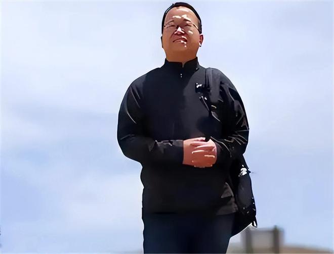 张浩：中国顶尖芯片专家被美国设计囚禁9年现在怎么样了？(图1)