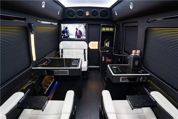 中巴商务现车丰田考斯特12座顶配价格(图4)