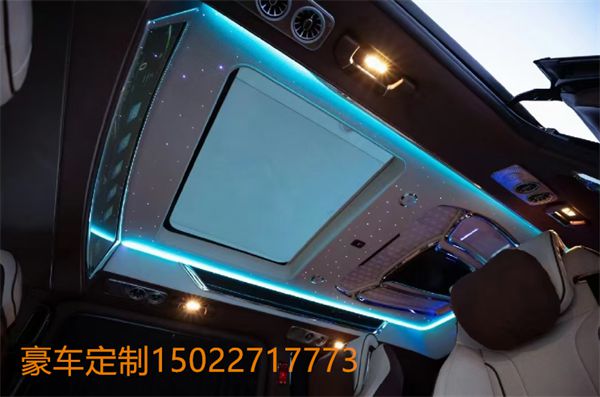 奔驰高顶商务五一假期出行首选星空顶(图5)