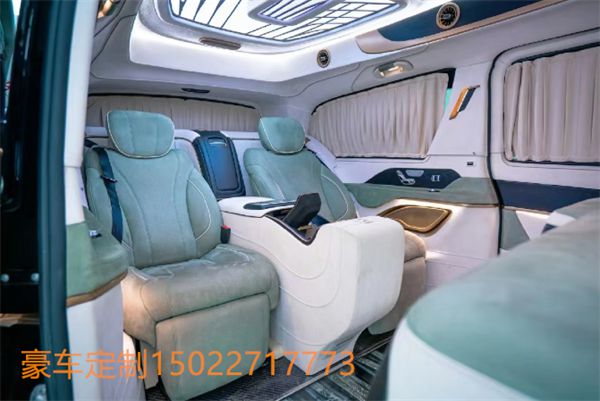 奔驰V260L商务四座定制接待有面子(图2)
